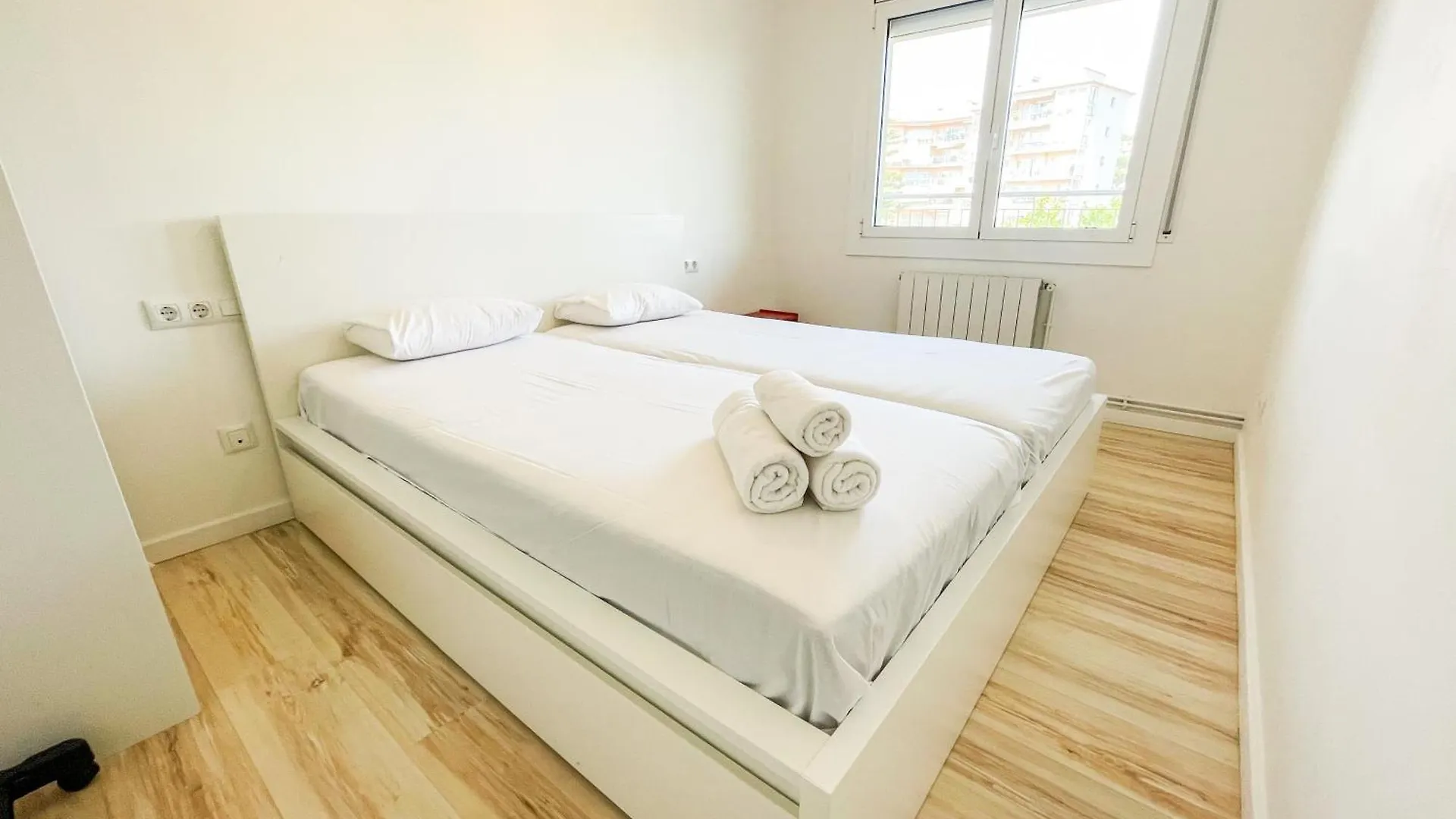 ס'אגארו Precioso Apartamento Centrico Con Piscina