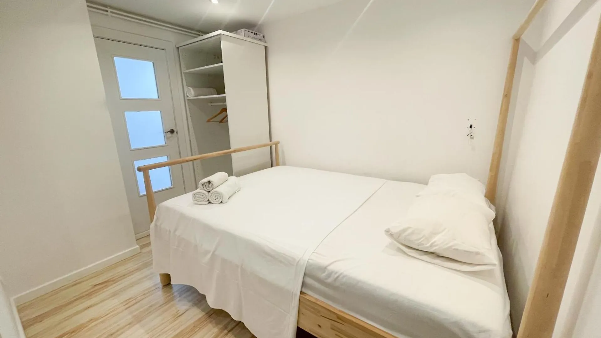 דירה ס'אגארו Precioso Apartamento Centrico Con Piscina